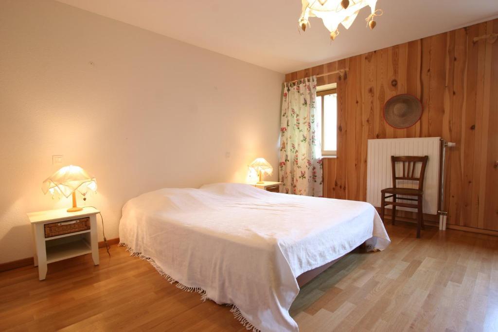 Hotel Auberge Du Ruxelier Cheniménil Habitación foto